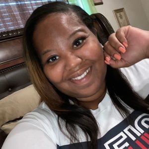 Meet your Posher, Shaska